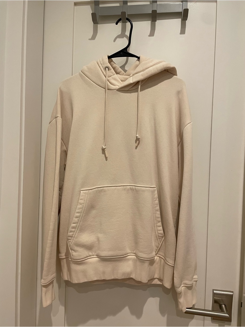 Men’s Zara Cream Crewneck Hoodie with Kangaroo Pocket